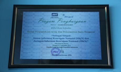 Foto Piagam Penghargaan