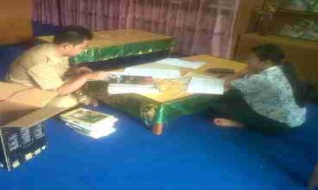 SILANG LAYAN TUMBUHKEMBANGKAN MINAT BACA ANAK