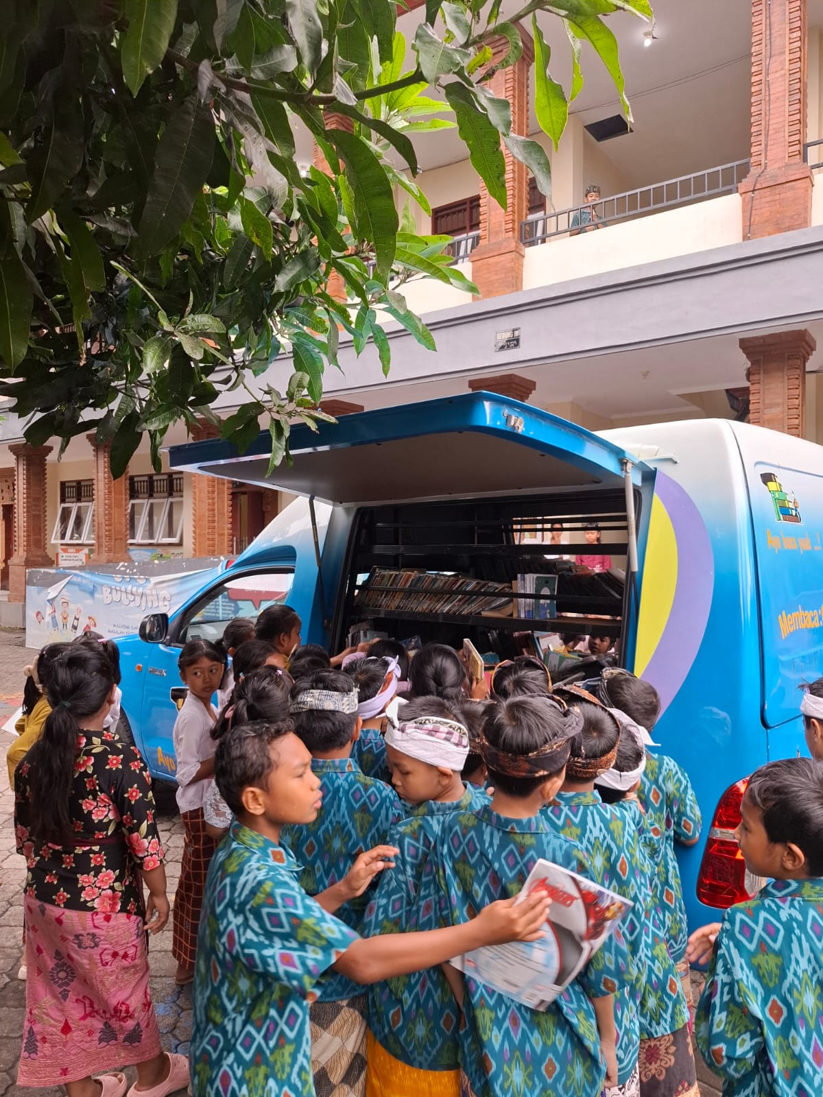 Perpustakaan Keliling (Pusling) - SD Negeri 14 Kesiman
