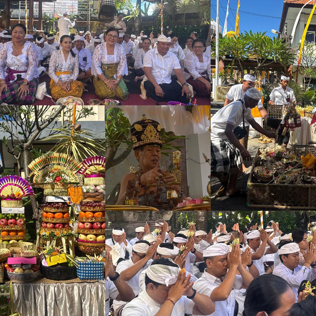 Pujawali Piodalan Padmasana – Dinas Perpustakaan dan Kearsipan Kota Denpasar